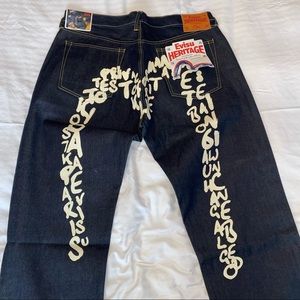 Evisu Men’s “Wording Daicock” jeans. Size 40